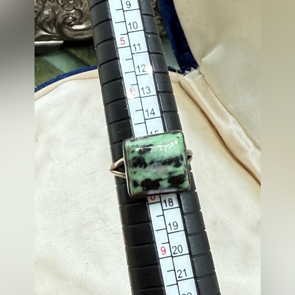 Vintage Ruby Zoisite Silver Ring - image 3